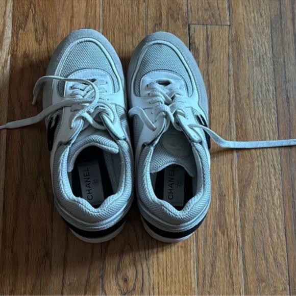 Chanel SNKRS available order was cancelled from last purchase!! - Picture 2 of 4